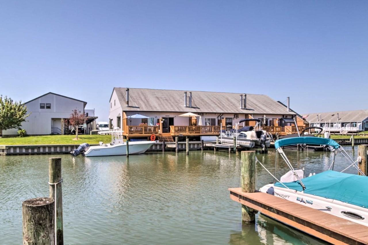 Airy Ocean City Condo On Canal Front With Deck! Екстериор снимка